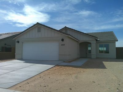 12312 S Phoenix Ave