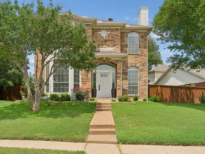 672 Raintree Cir