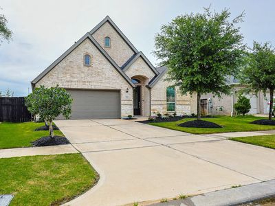 3806 Lake Falls Dr