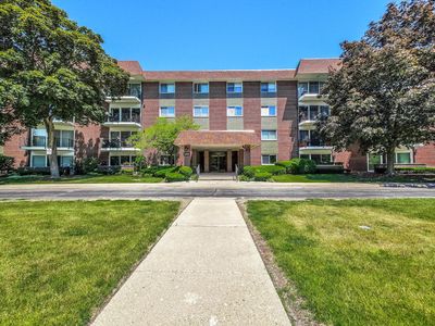 1025 S Fernandez Ave #S-1