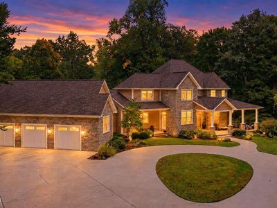 4077 Carriage Ln