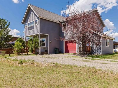 1479 Hills Circle