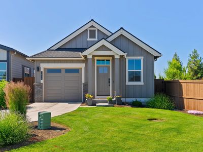 3859 NE Oakside Loop