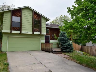 5590 Country Heights Ct