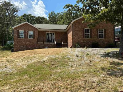 37 Valley Forge Dr