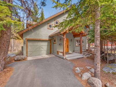 917 Camas Pl