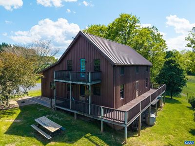 3292 E Side Hwy