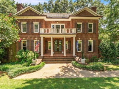 336 Parkside Dr