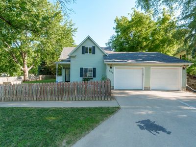 Property at 801 Dakota St, Akron, IA