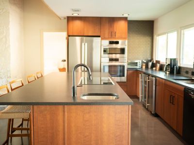 3807 Cedar Gln