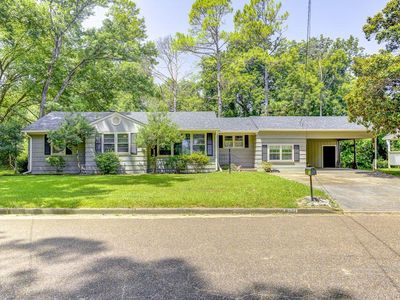 104 Skyvale Dr