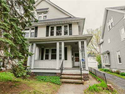 297-303 Dartmouth St