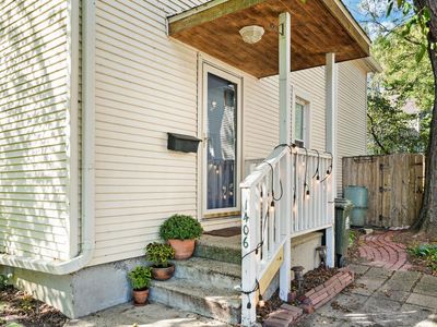1406 Jenifer St