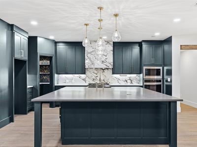 4008 Windermere Dr