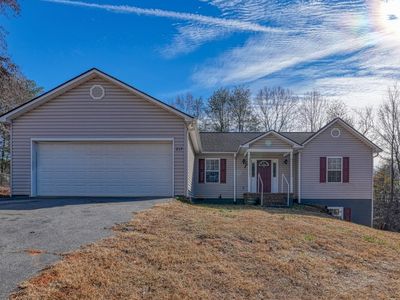 Property at 215 S Johnson St, Landrum, SC