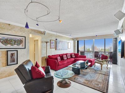 3000 Island Blvd APT 2304