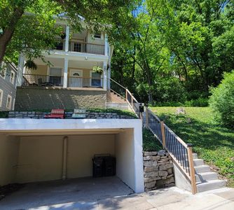 2863 Marshall Ave