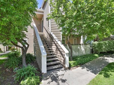 5924 Bridgeport Lake Way