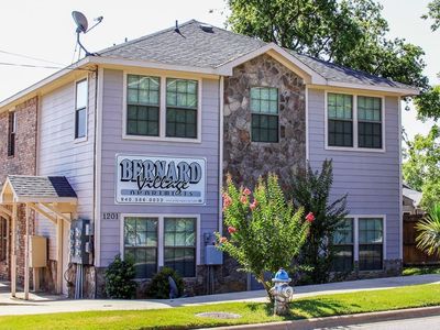 1201 Bernard St