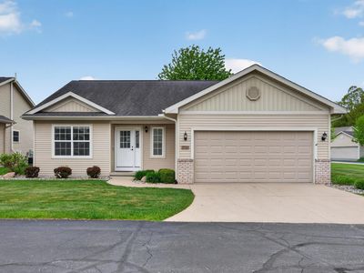 2700 Kitty Hawk Cir