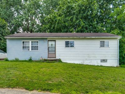 700 Belden Ave
