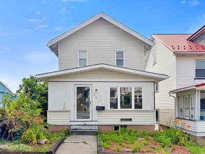 416 N 9th Ave