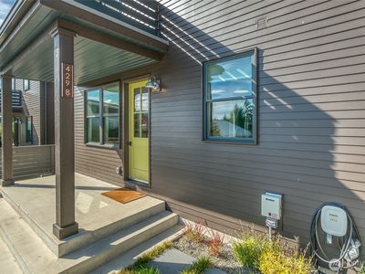 429 Pine Street #B