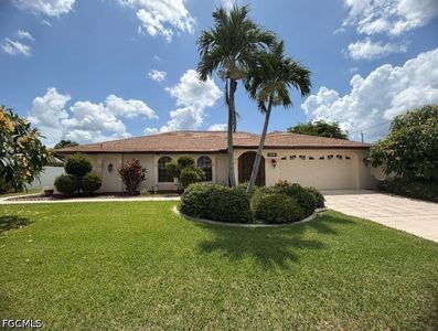3923 SE 10th Pl