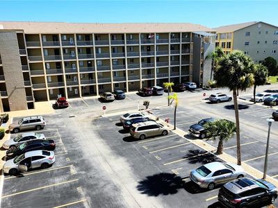 3610 Lake Bayshore Dr #K226