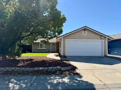 2001 Newport Dr