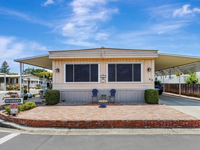 60 Mulberry Ct #60