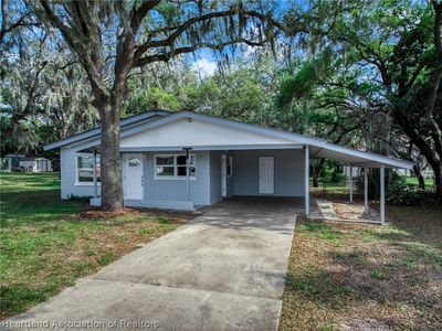 Property at 715 W Oak Lane St, Avon Park, FL
