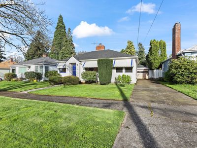 1938 NE 77th Ave