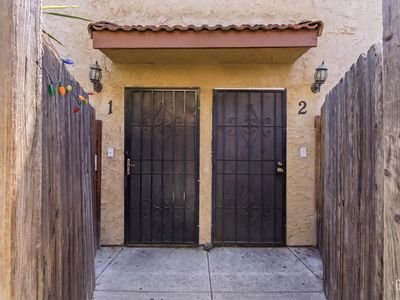 9051 Cedros Ave APT 2