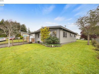 Property at 1025 Garfield Ave, Coos Bay, OR