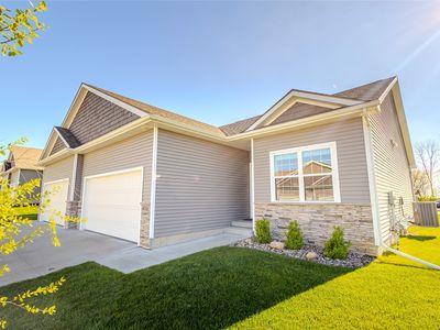 Property at 833 Pinehurst Way, Polk City, IA