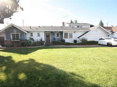 10092 Roselee Dr