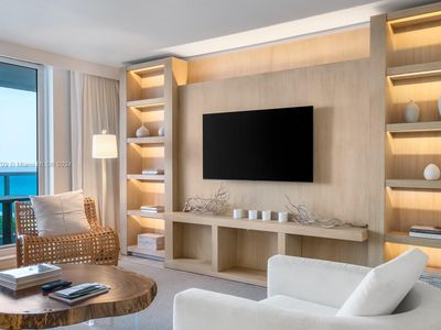 102 24th St APT 1113