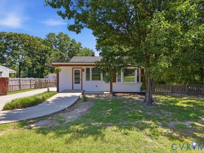 Property at 15911 Edgewood Dr, Chester, VA