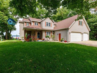 1240 Crist Isle Dr