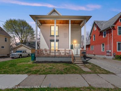 820 W Shiawassee St