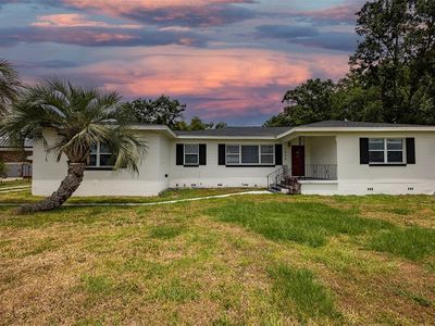 1816 W Lake Parker Dr