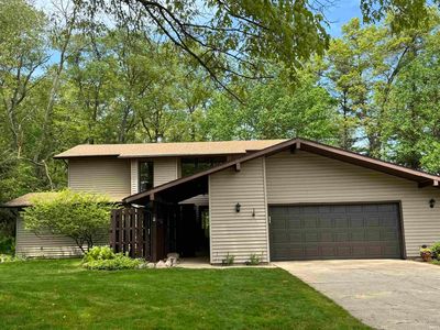 21465 Old Walnut Ct