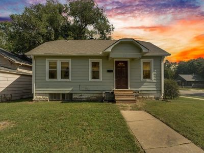 350 E Clark Ave