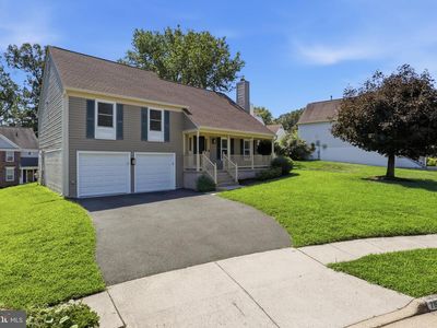 7685 Green Garland Dr