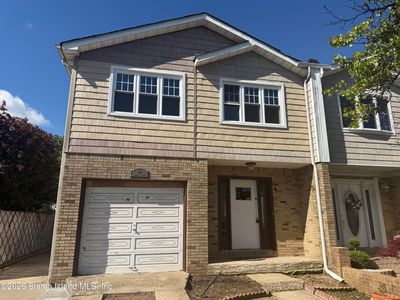 42 Elwood Ave