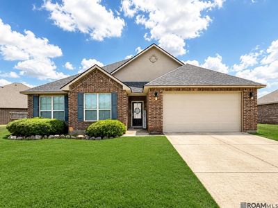 Property at 10734 Dodger Dr, Denham Springs, LA