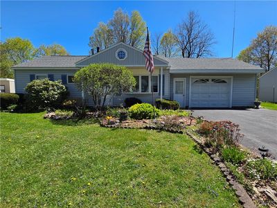 18 Walnut Dr
