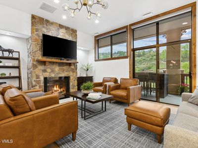 295 Main St UNIT R305