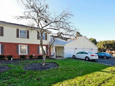 675 Greenfield Ct APT D1